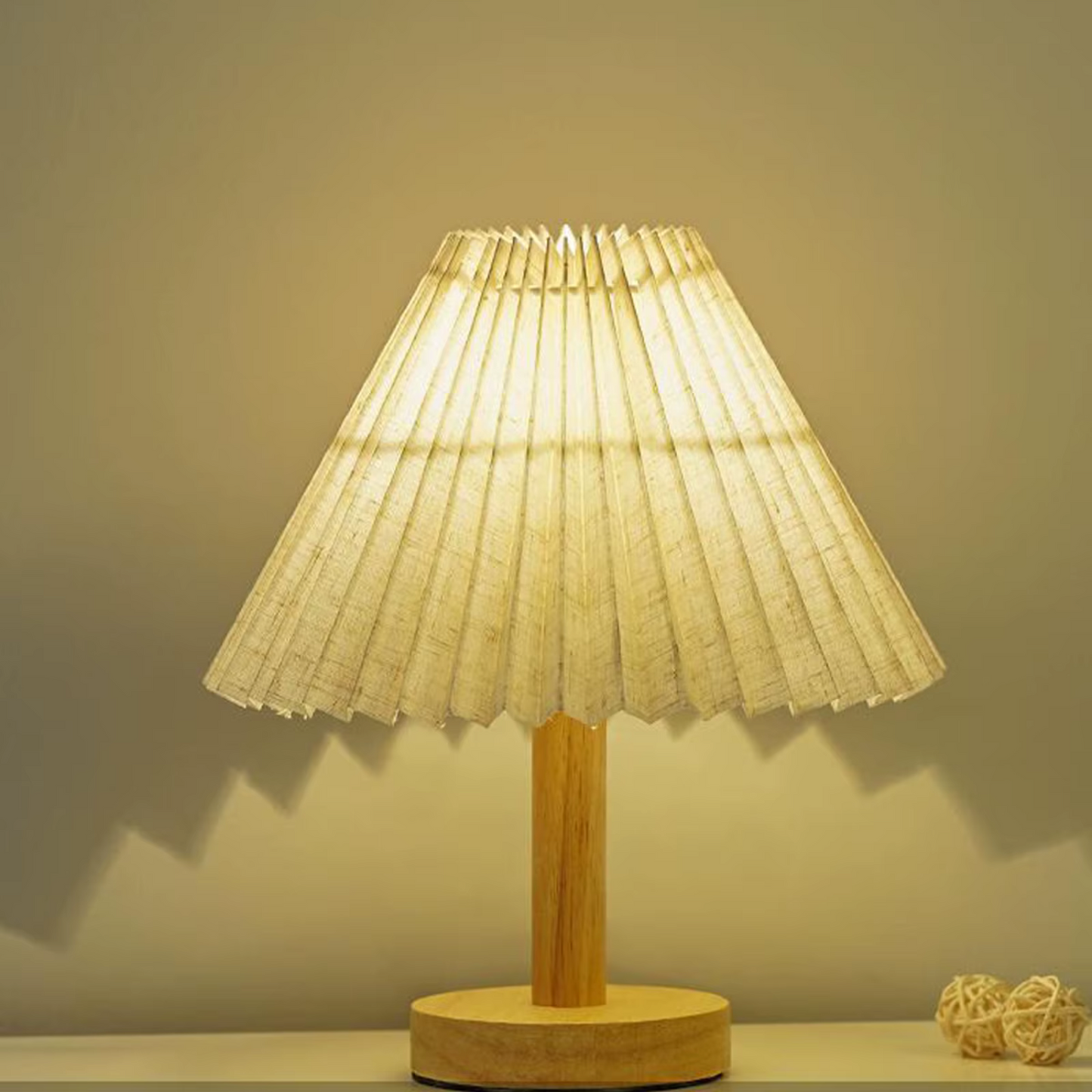 Tri-Color Pleated Table Lamp