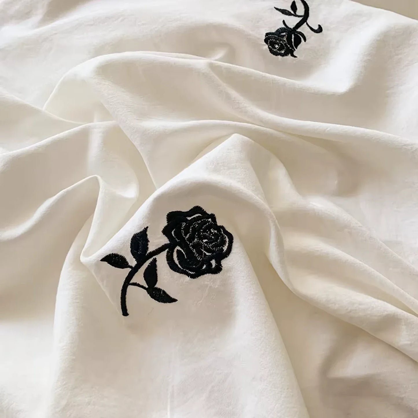 Embroidered Flower Sheet Case Set