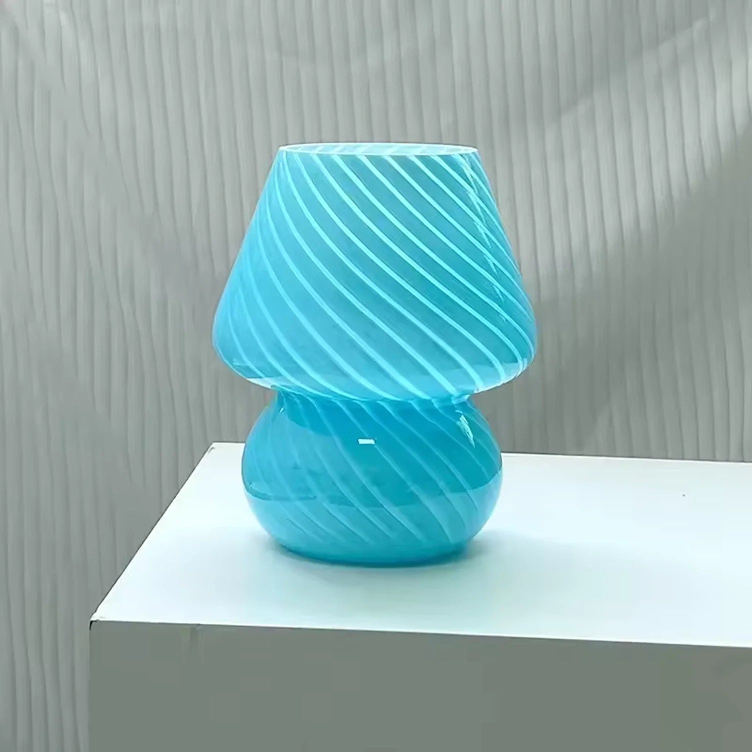color-blue-striped