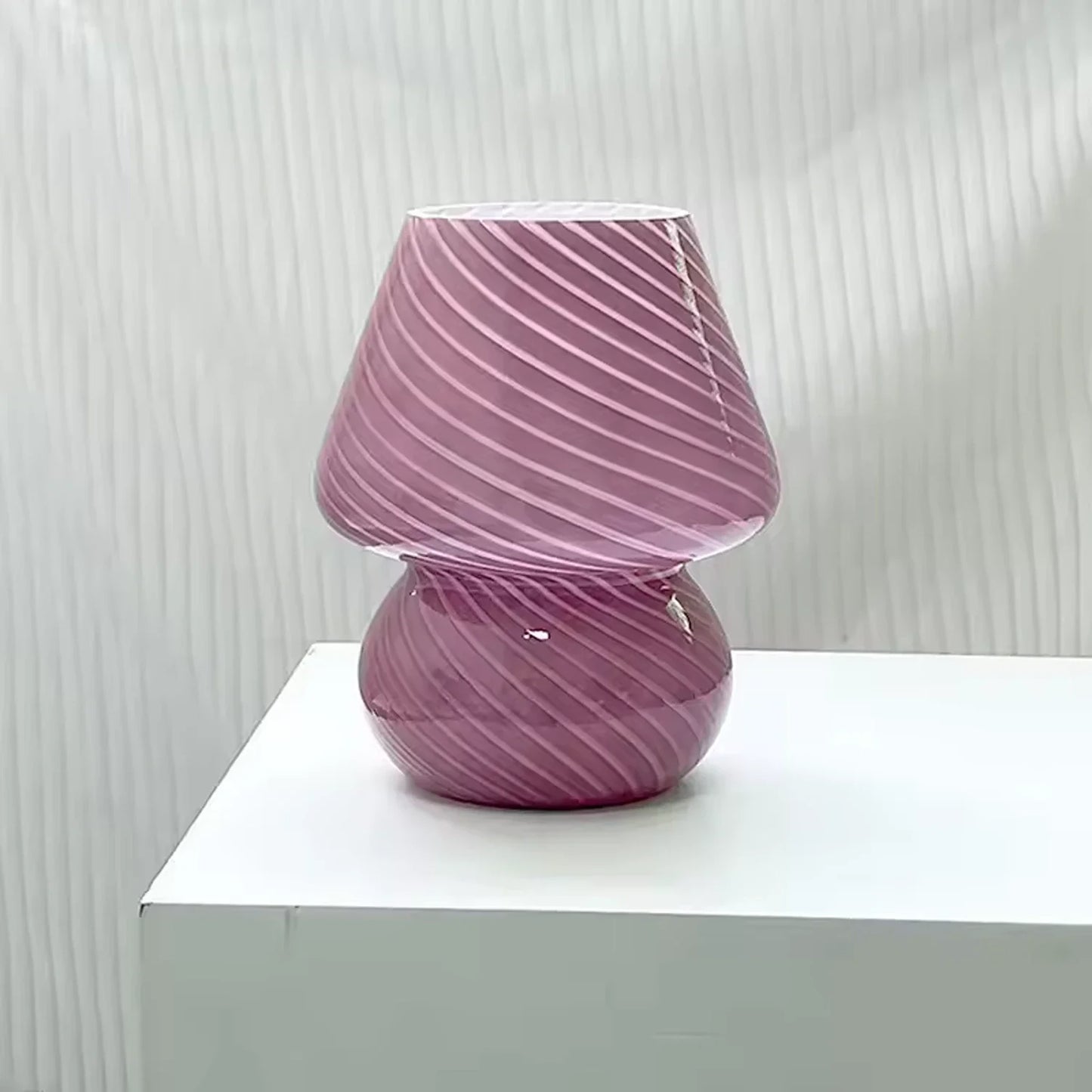 color-purple-striped