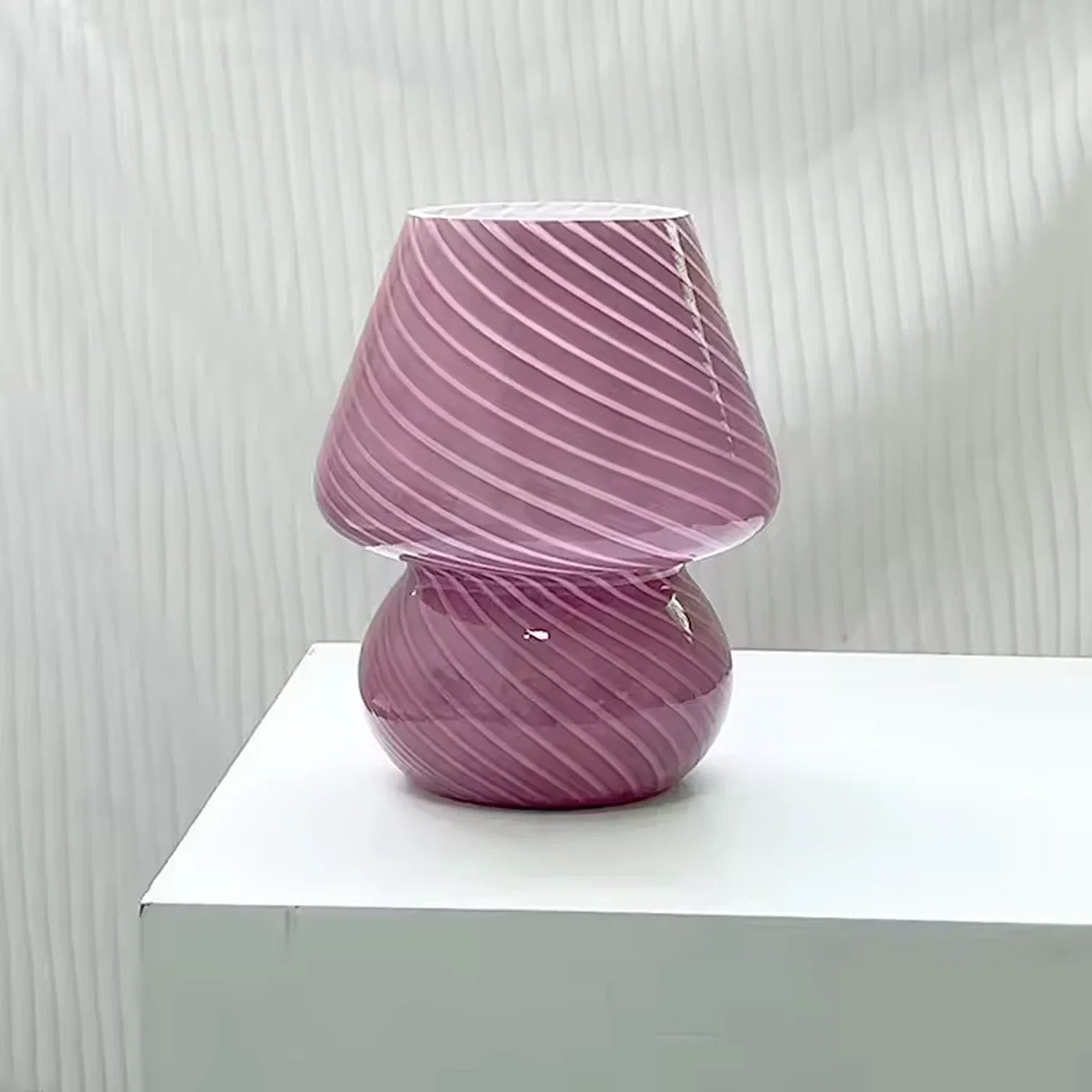 color-purple-striped